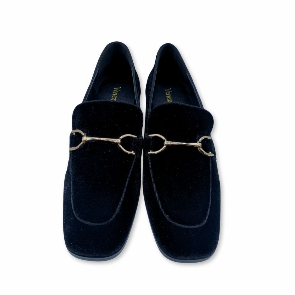 Nueva colección de mocasines de terciopelo de Venezianas disponible en Carmen Shoes. Zapatería online de Torrelavega.