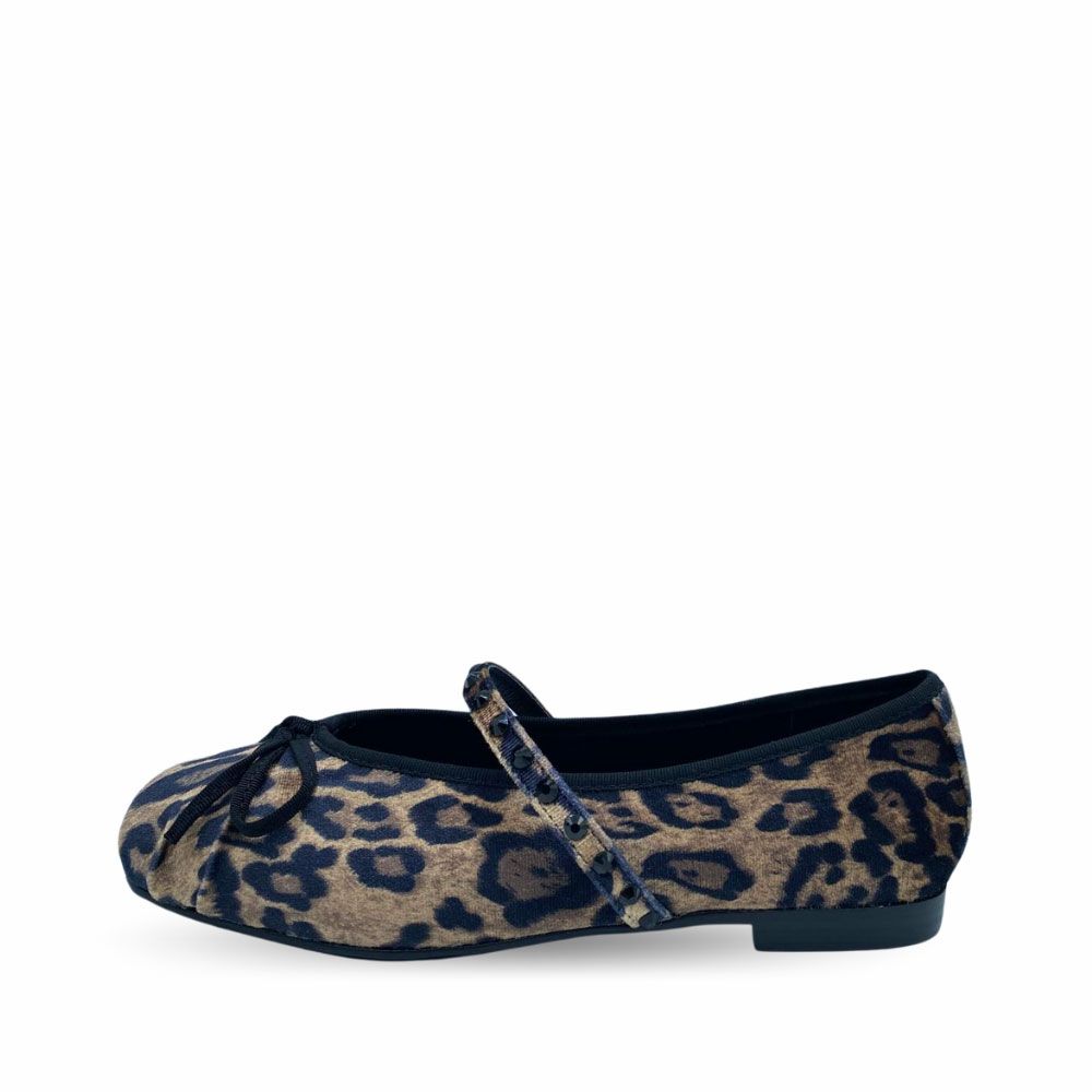 Bailarinas Celia de terciopelo leopardo de Exé.