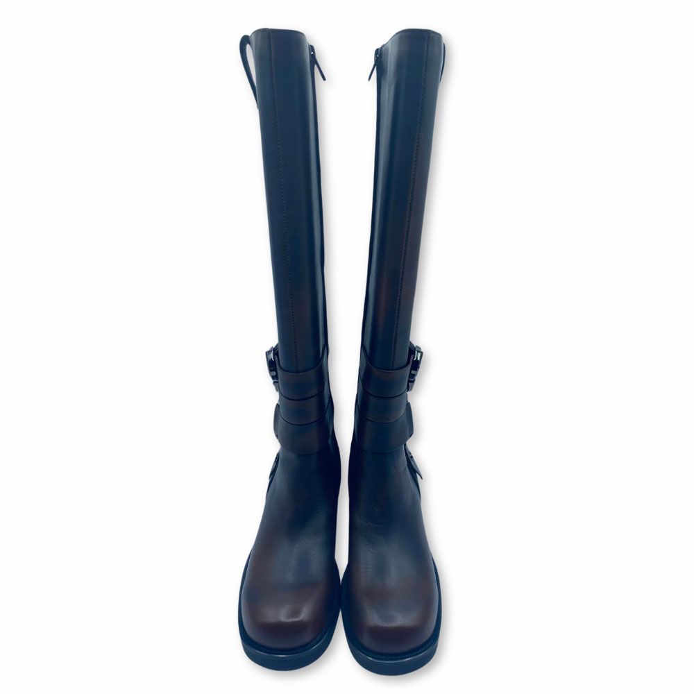 Botas altas Coz Data marrón oscuro de estilo motera de la nueva colección de Elvio Zanon.