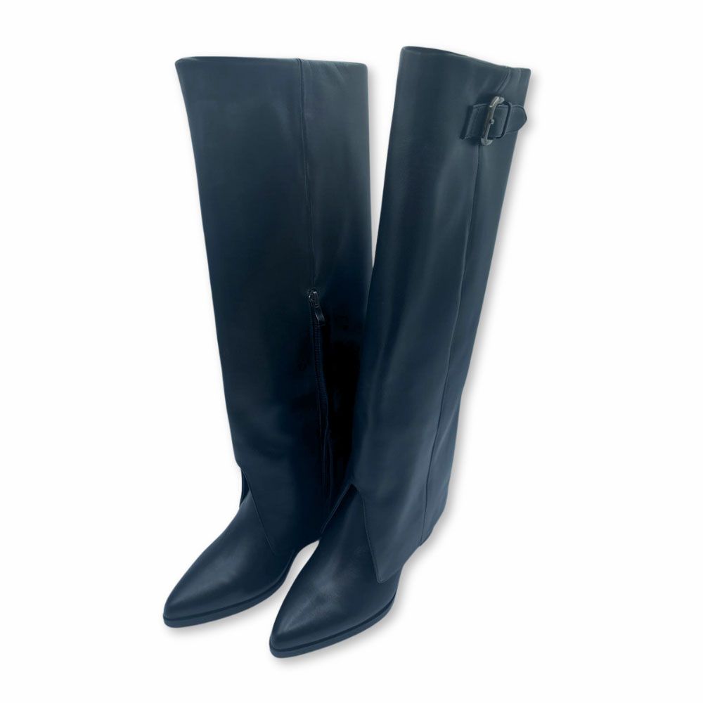Botas altas Shark lock negras de la nueva colección de Bruno Premi.