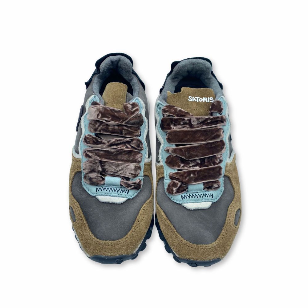 Frente zapatillas Chacrona Metta Premium azul de Satorisan. Zapatillas Chacrona Metta Premium azul marino para mujer de Satorisan.