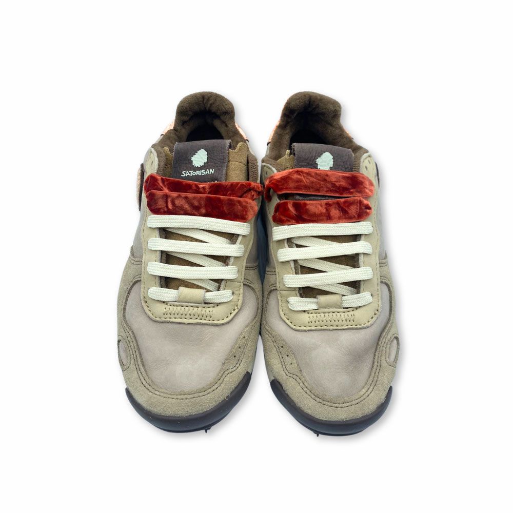 Zapatillas Chacrona Premium color stone para mujer de Satorisan.