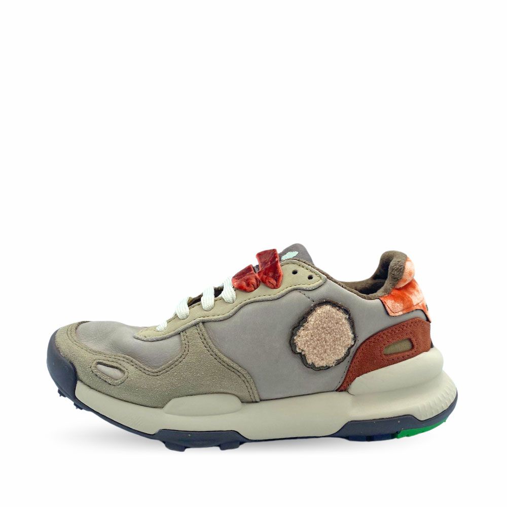 Zapatillas Chacrona Premium color stone para mujer de Satorisan.