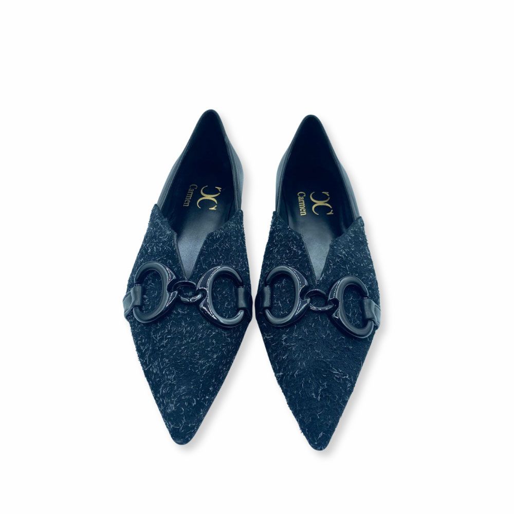 Zapatos negros de piel y tejido con calabrote de Doralatina.