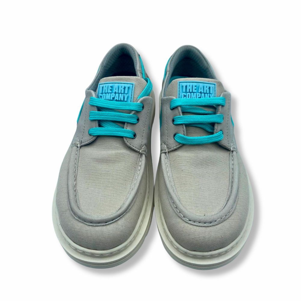 Náuticos lona color gris claro con cordones celeste de la nueva colección para hombre de Art Metropolitan Shoes.