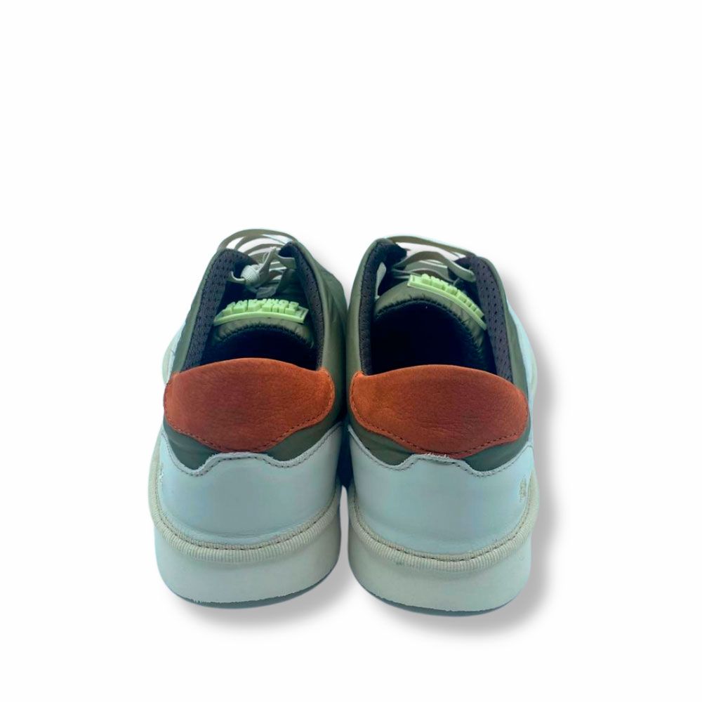 Trasera zapatos Ontario nylon verde para hombre de ART. Zapatos de nylon color verde para hombre de la nueva colección Art Metropolian Shoes.