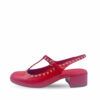 Zapatos salón rojos con remaches dorados y tacón medio de Bruno Premi.