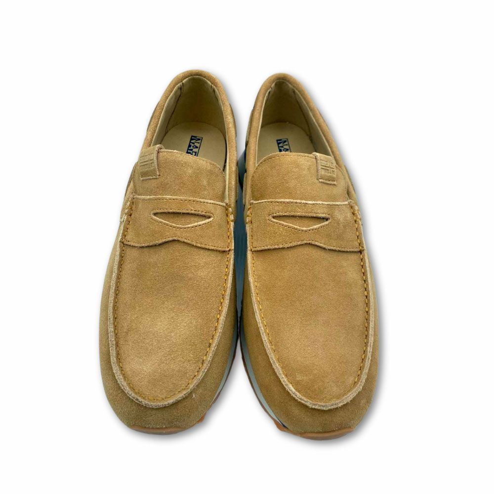 Mocasines Shard de ante color camel para hombre de la nueva colección Napapijri.