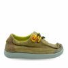 Mocasines casual Kwahu de lino color caqui de Satorisan para hombre.