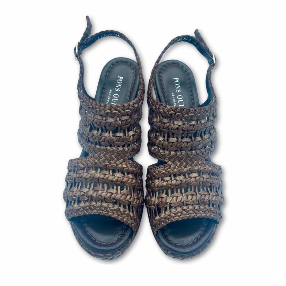 Sandalias de cuero trenzado color marrón oscuro metalizado con plataforma y tacón bloque alto de Pons Quintana.