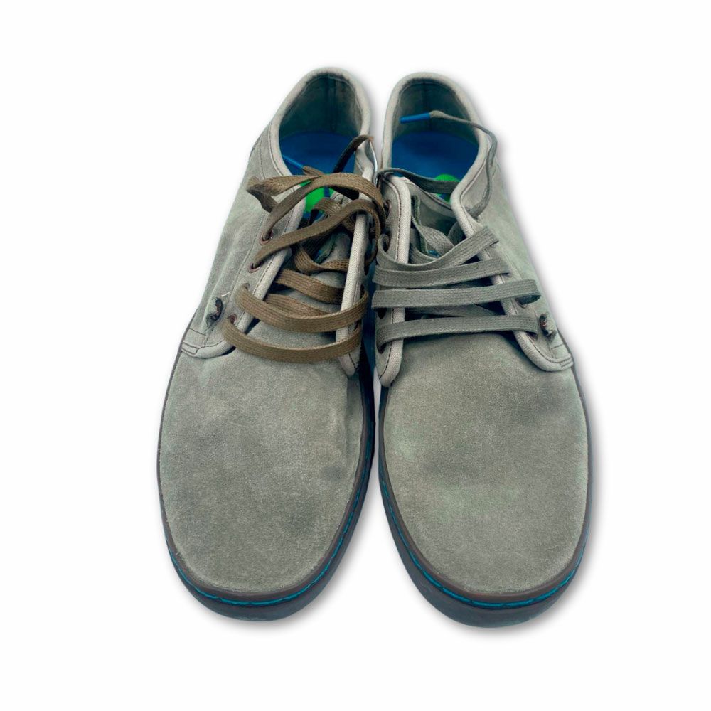 Zapatillas casual de ante color caqui nueva colección Heisei de Satorisan para hombre.