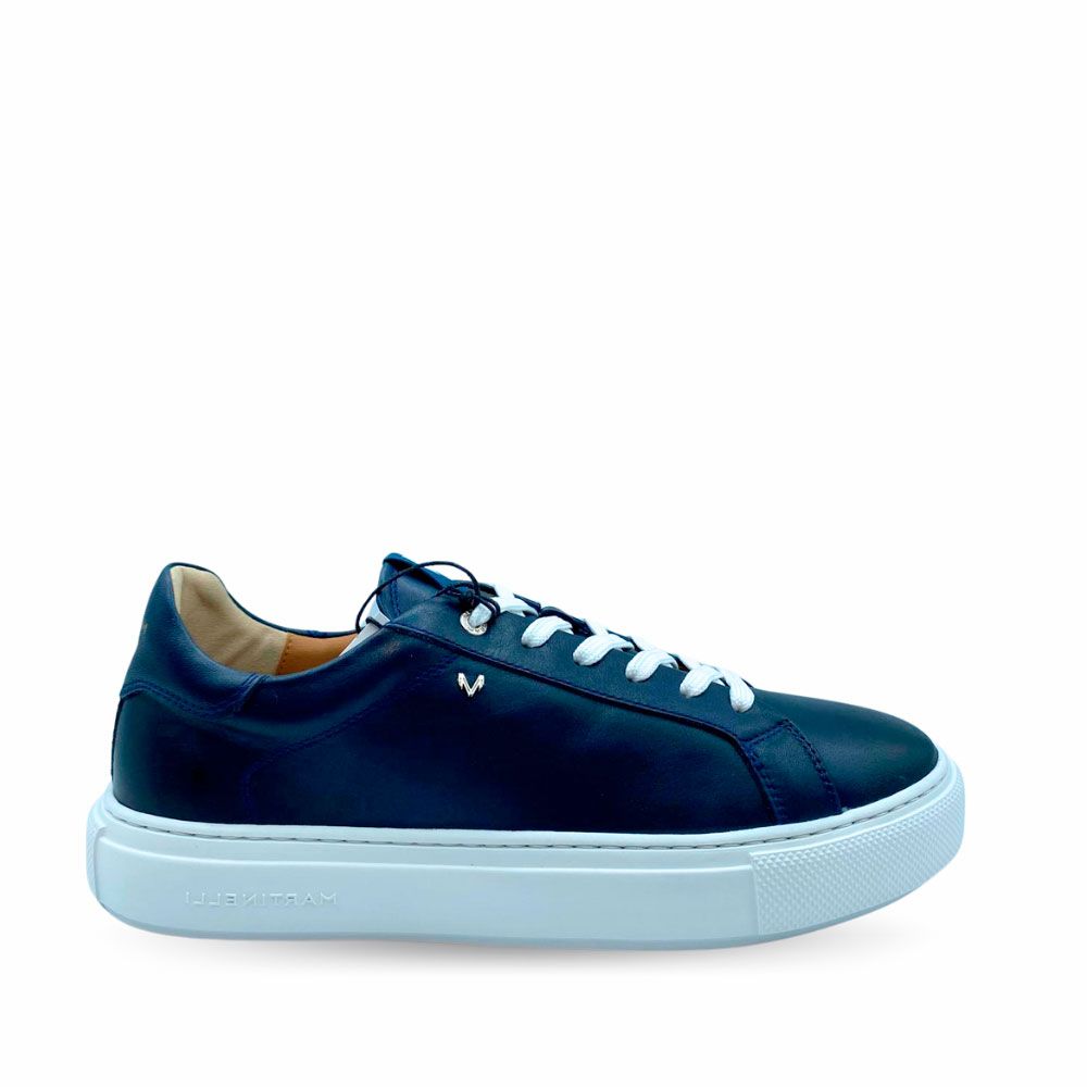 Zapatillas deportivas de piel color azul marino para hombre de Martinelli.