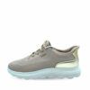 Zapatillas deportivas Spherica plus camel con dorado y tecnología slip on para mujer de Geox.