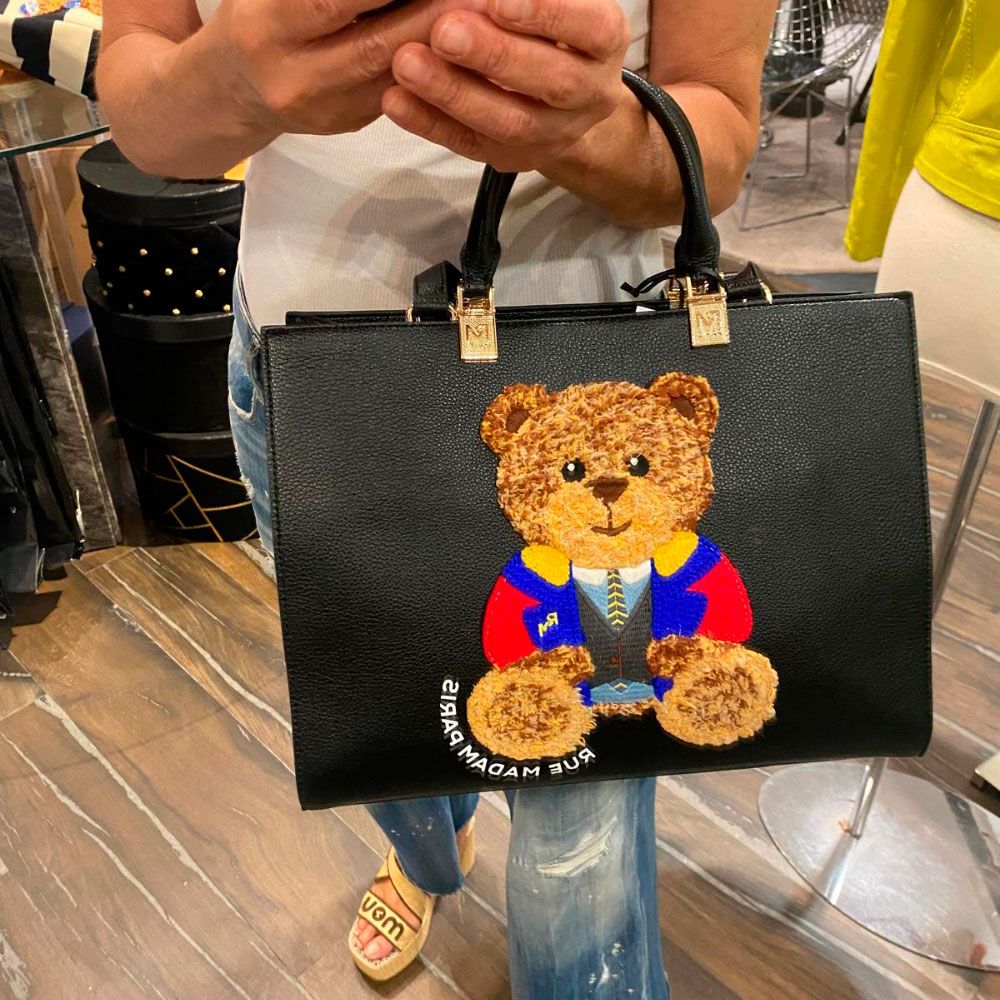 Bolso Marvin tote color negro de la nueva colección de Rue Madam París.