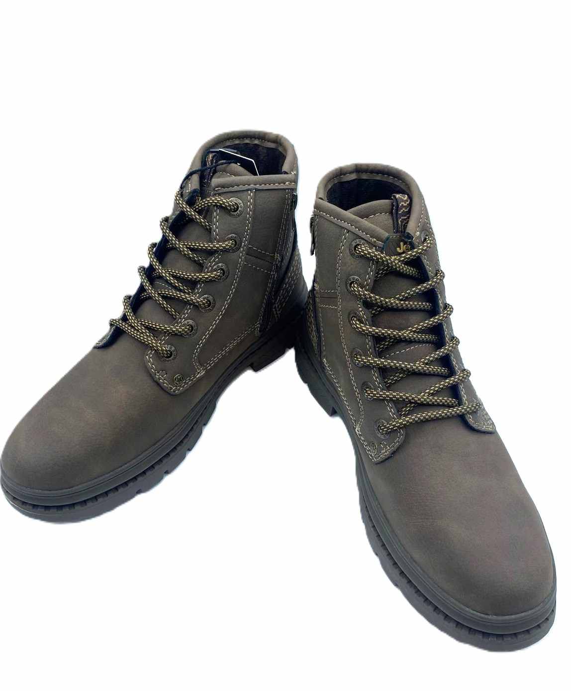 Bota de piel con cordones 0057