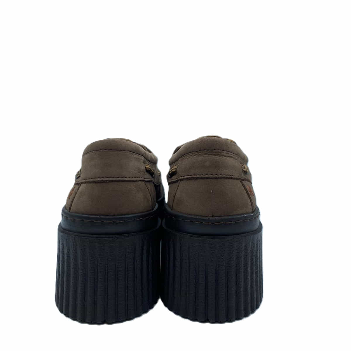 Zapato con piel de nobuck -ART 10