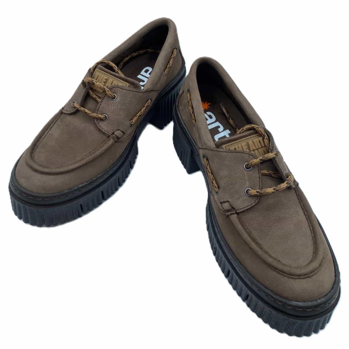 Zapato con piel de nobuck -ART 9