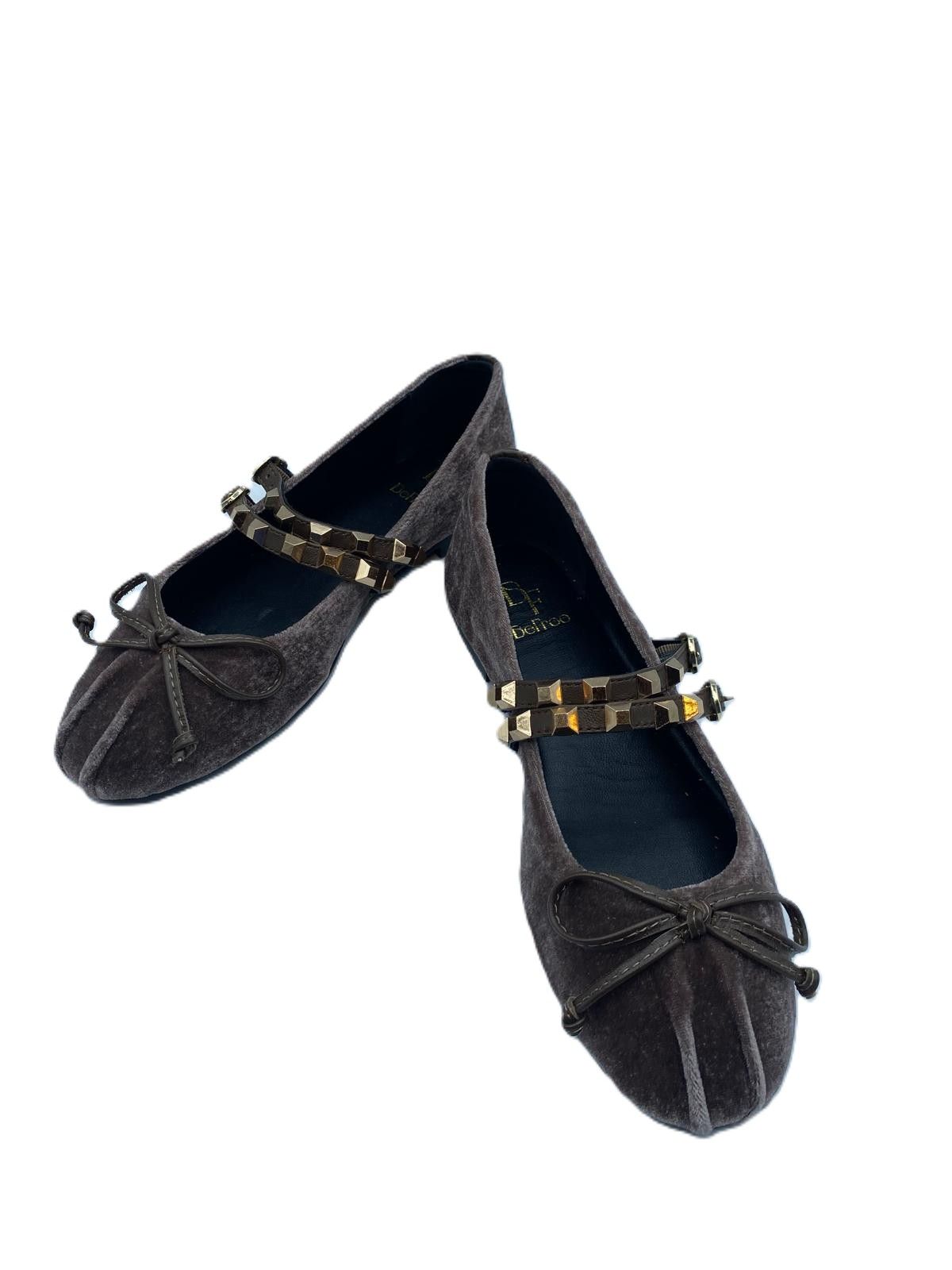 Zapato plano en terciopelo con doble hebilla - Marrón 053