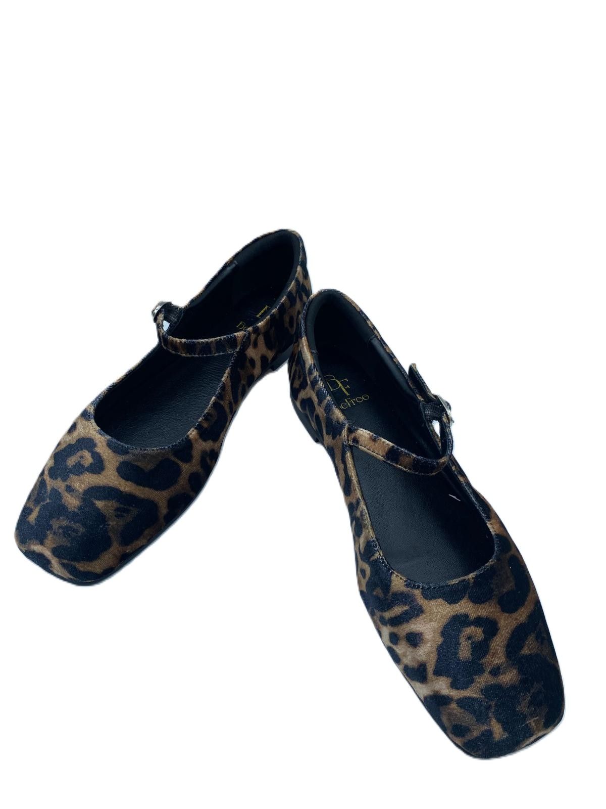 Zapato plano piel de leopardo 057