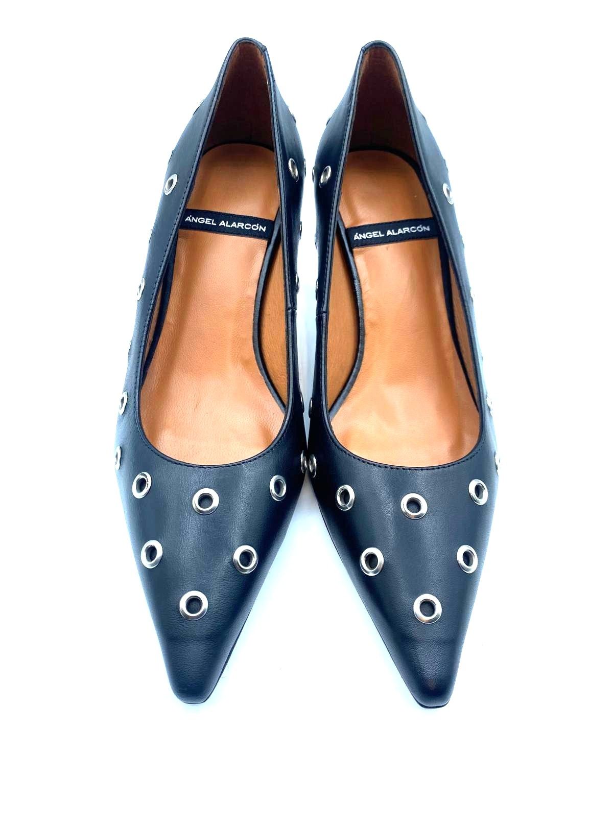 Zapatos tacón alto - Angel Halarcon negro con tachuelas en dorado 017