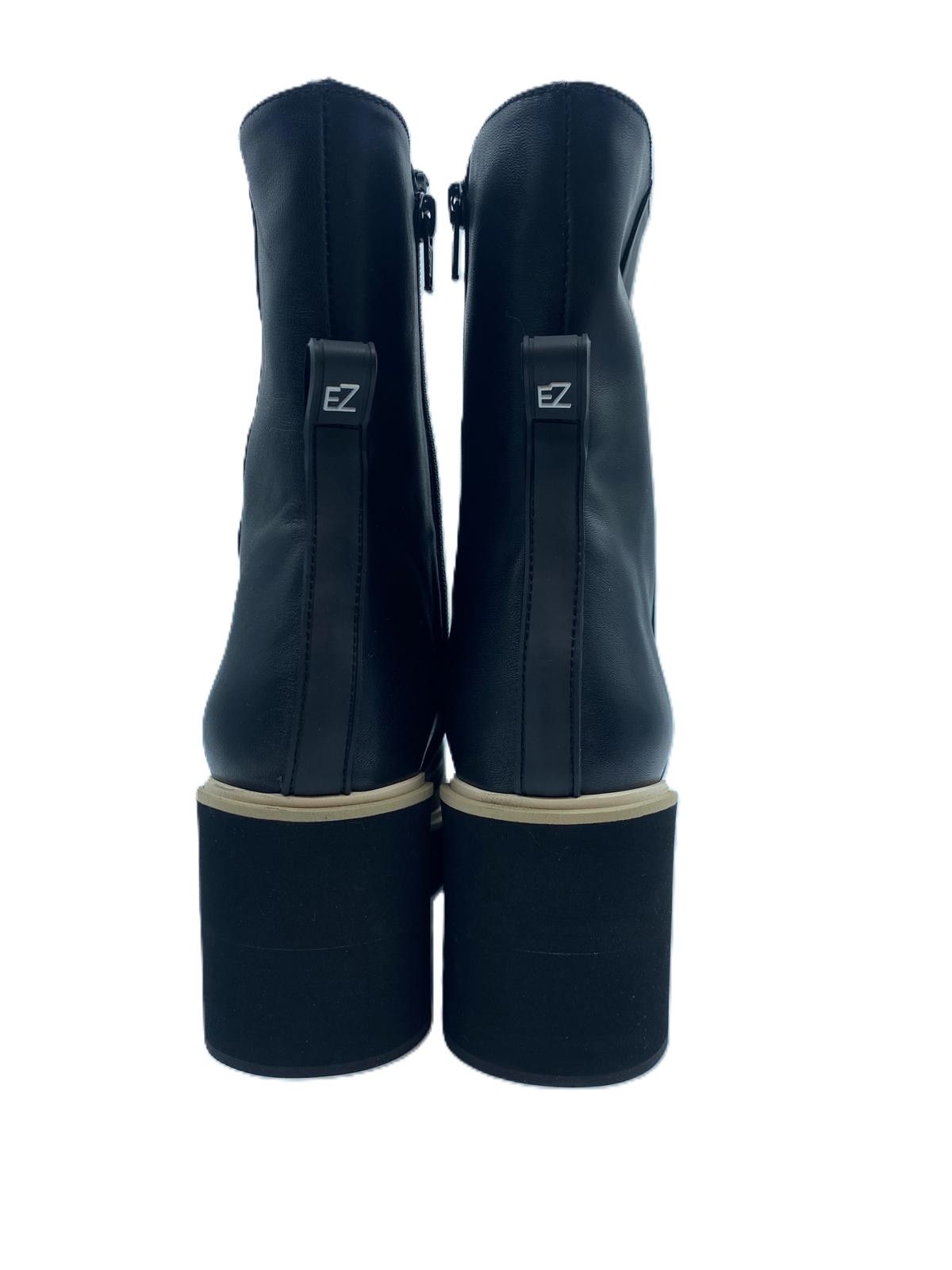Bota de cuña con adorno beige - Negro 0035