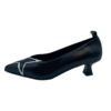 Zapato de salón tacón medio negro con estrella 0012