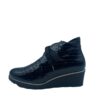 Botin con lazo de charol