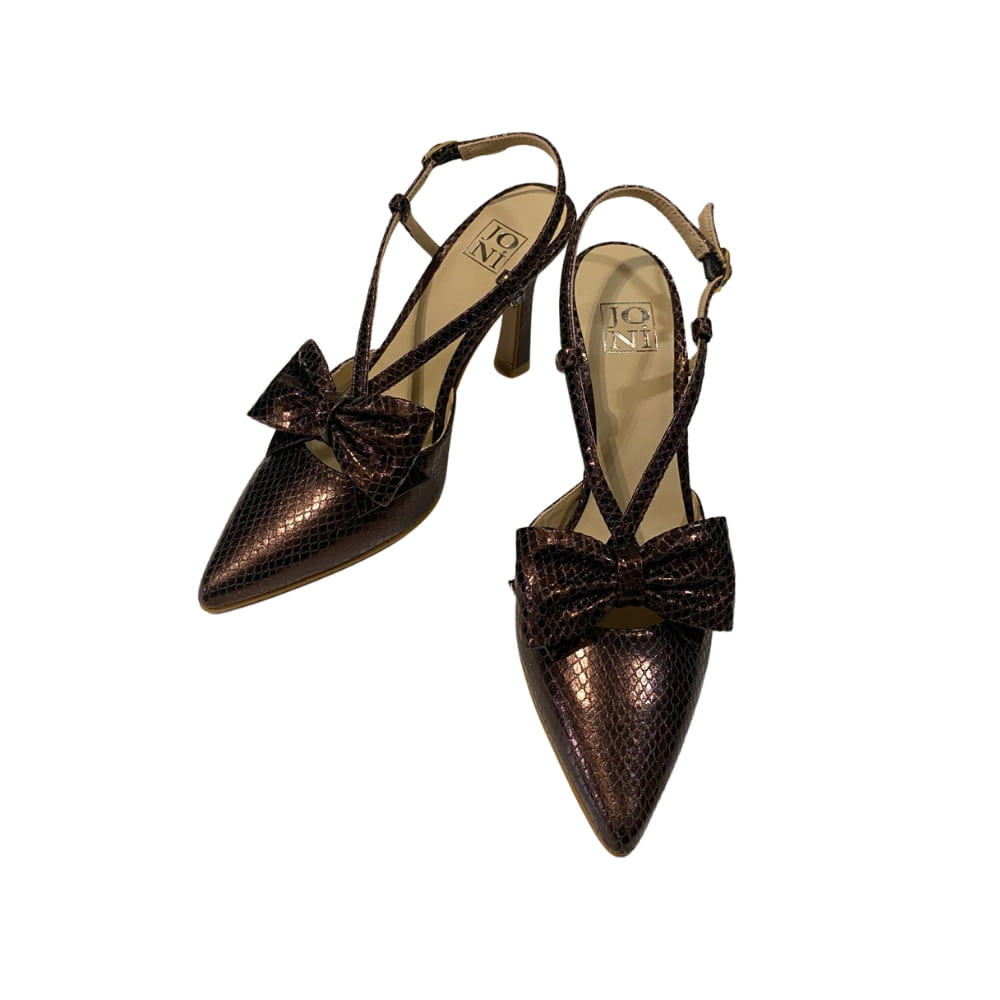 Zapato marrón chocolate con brillo perfil