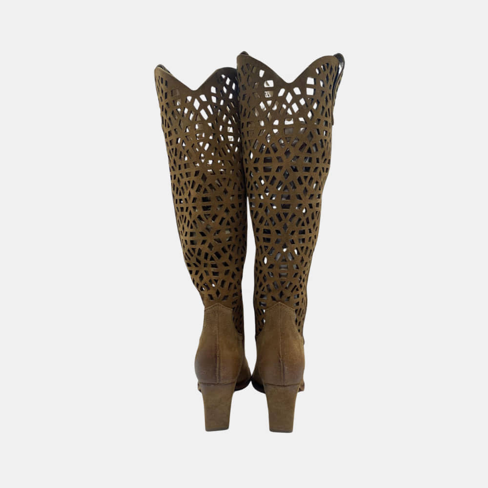 Botas altas con grabado Camel Trasera