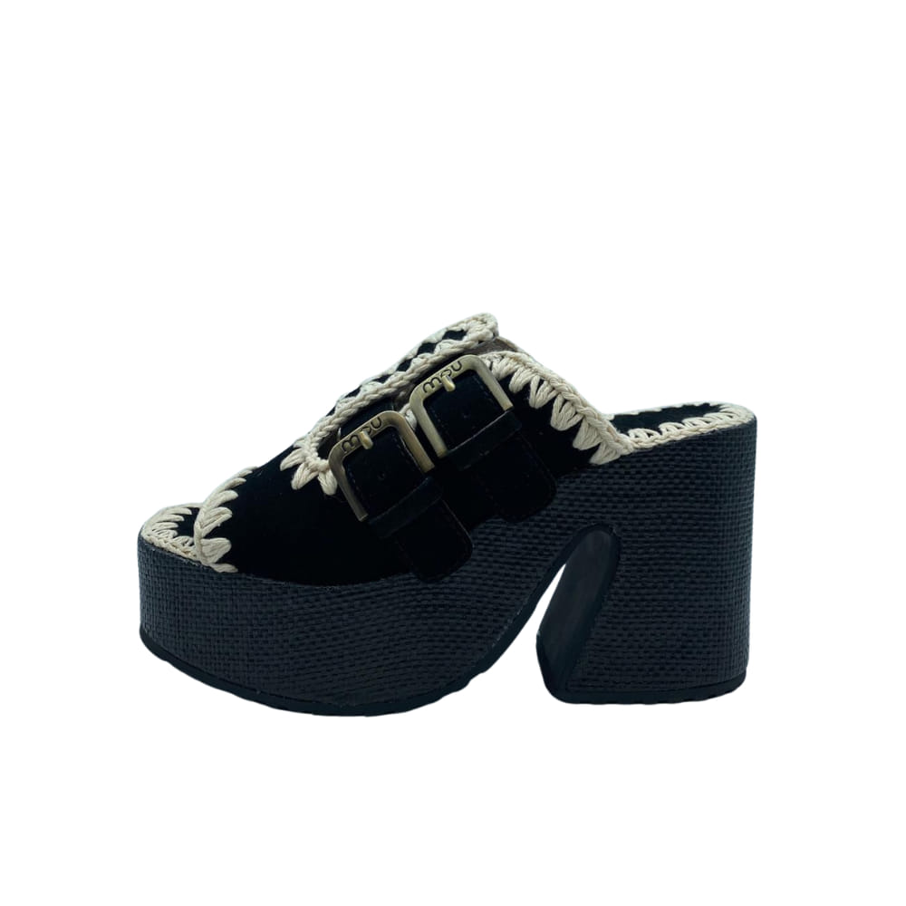 Zueco Negro Mou con bordados y plataforma alta