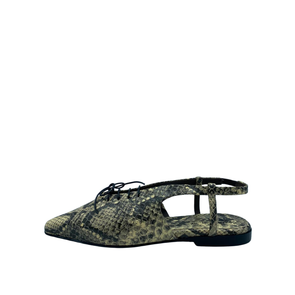 Zapato bajo grabado serpiente