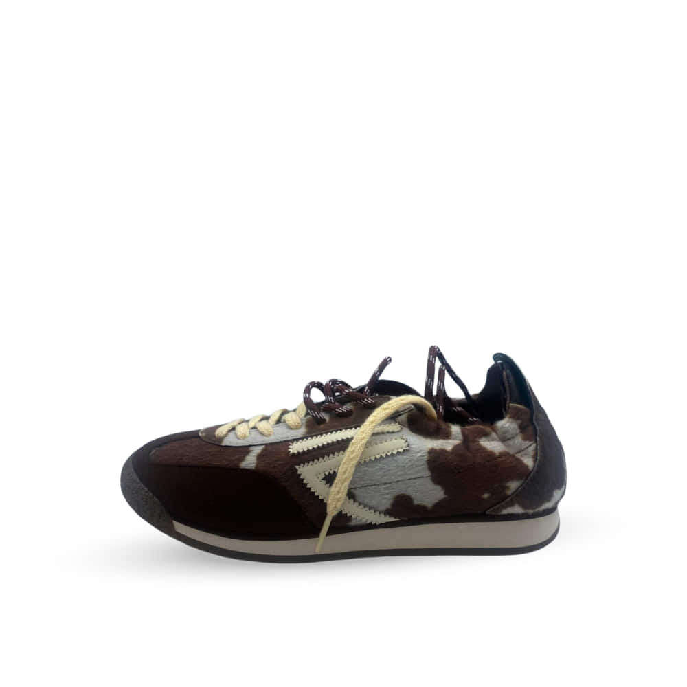 Deportivas Manchas Vaca Puraai con cordones en marrón y crema para mujer