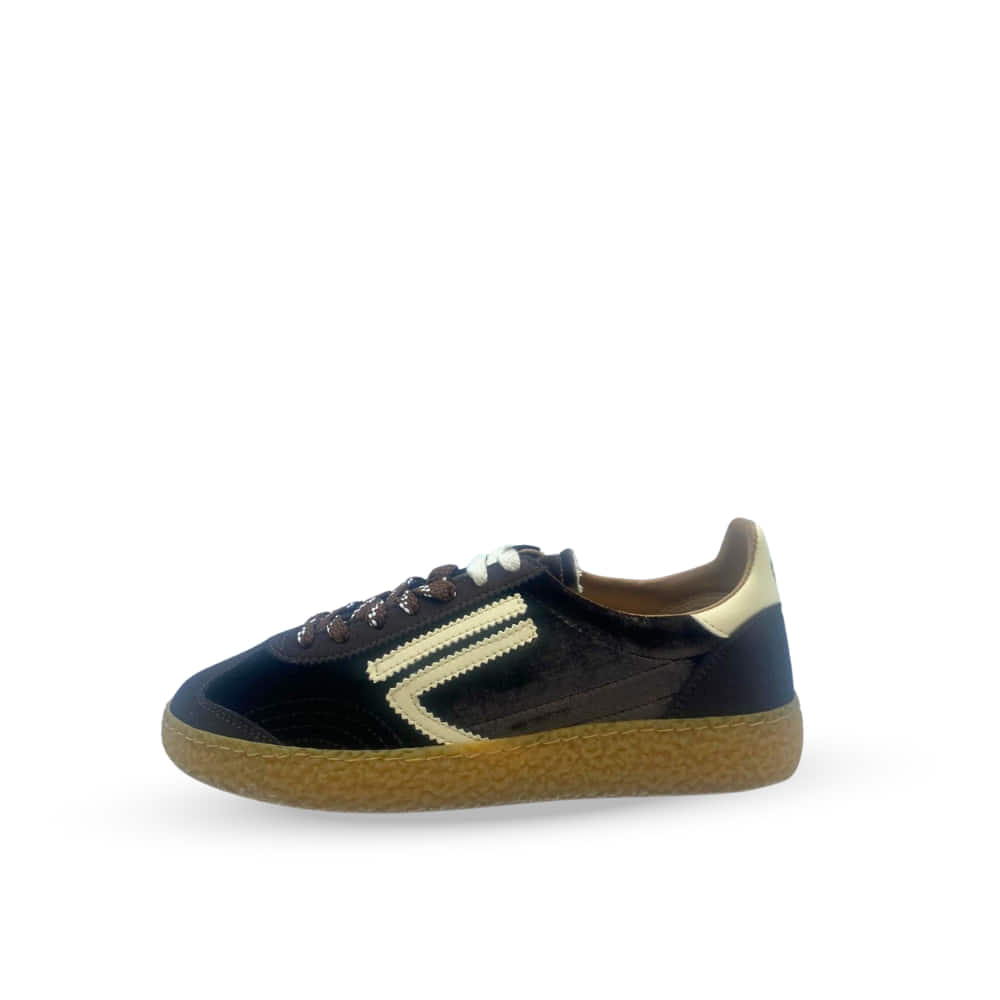 Deportivas Marrón terciopelo Puraai con cordones bicolor