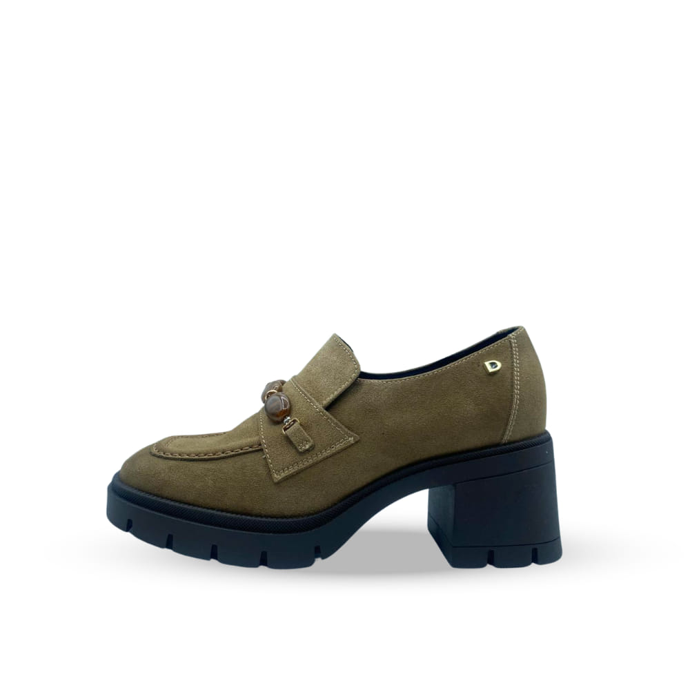 Mocasín con Piedras decorativas en Ante Taupé - Donna Serena para mujer con tacón bloque
