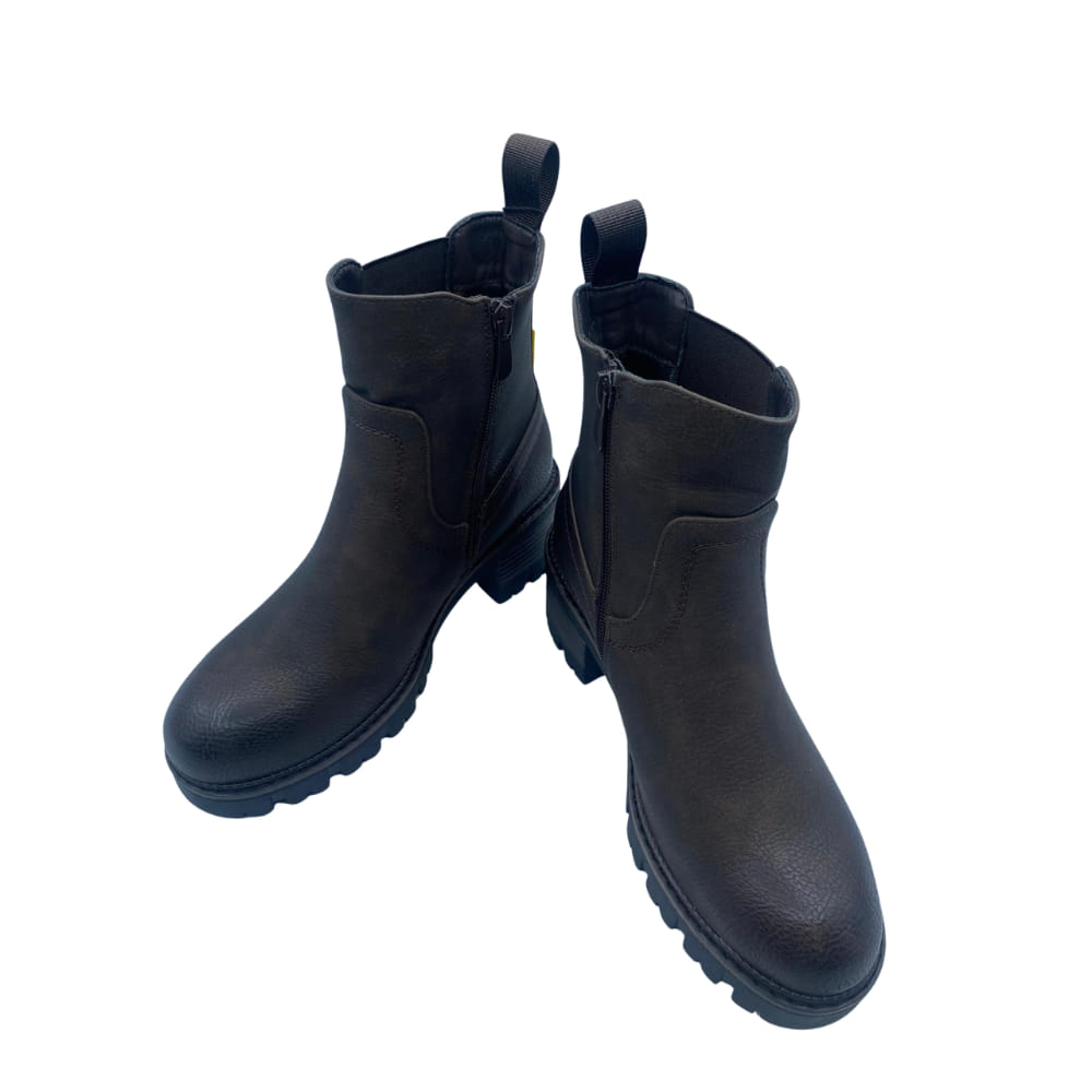 Botas con elásticos JEEP Chica perfil de chica